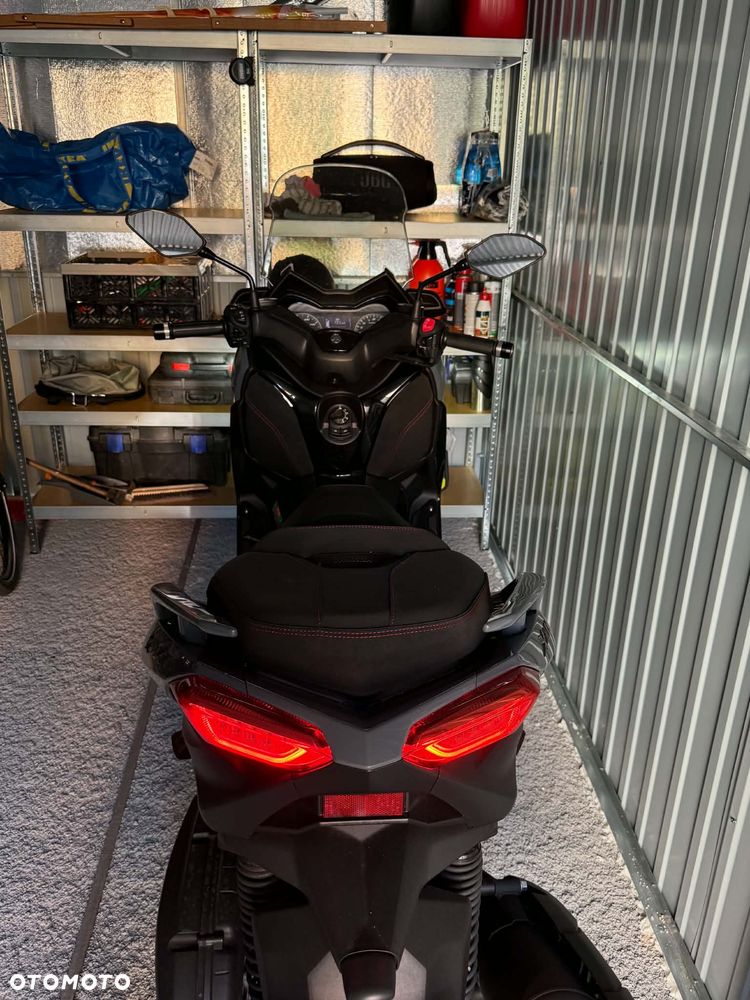 Yamaha X-max - 8