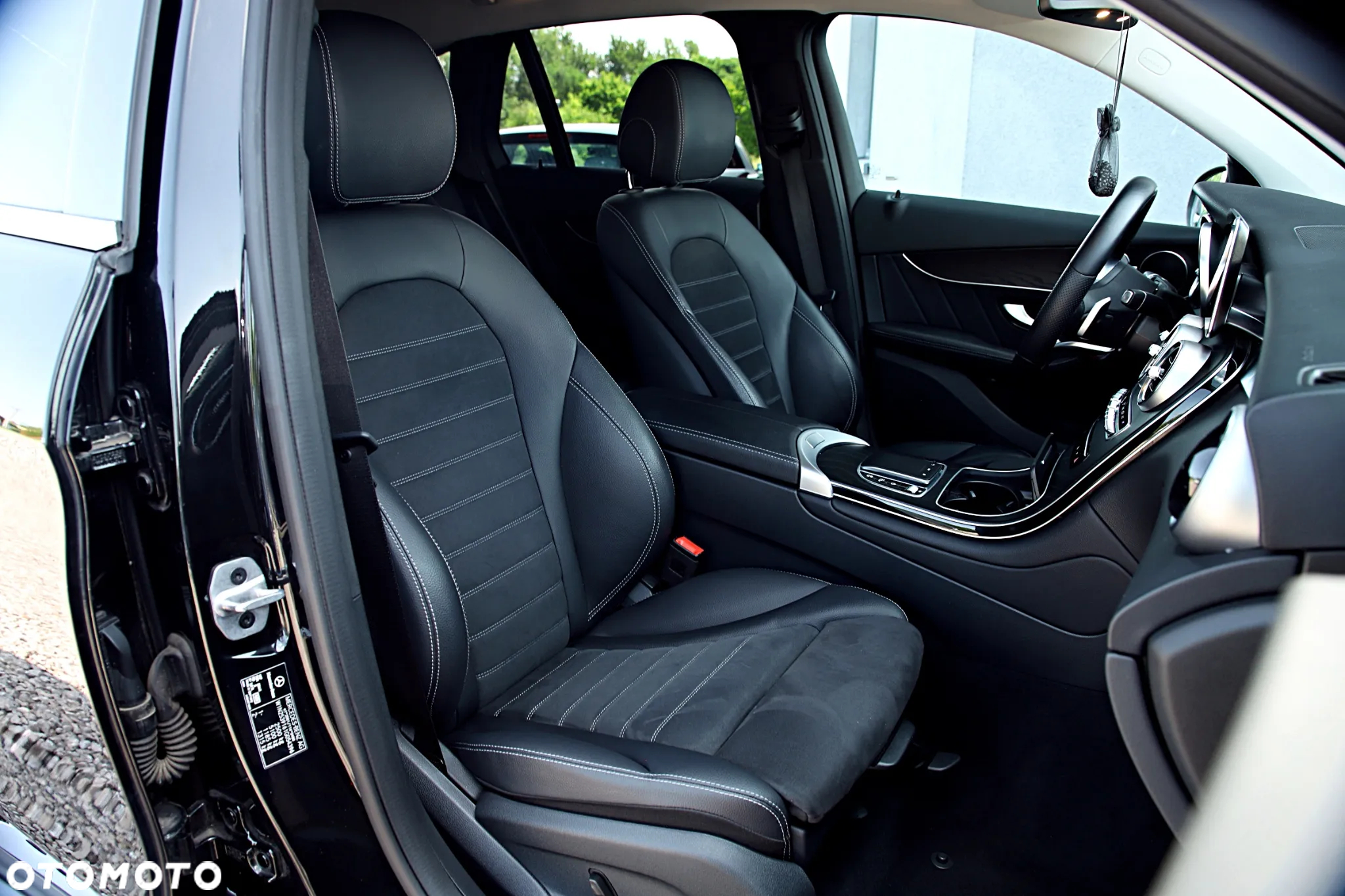 Mercedes-Benz GLC 200 d 4-Matic - 29