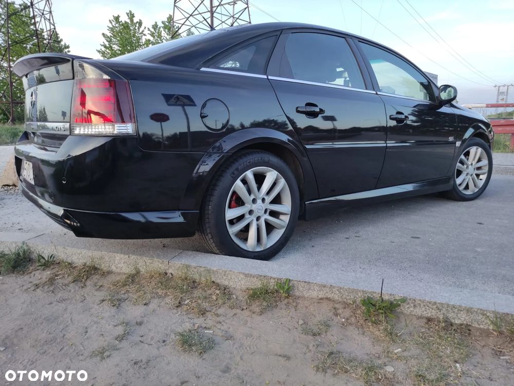 Opel Vectra 1.9 CDTI Sport / GTS - 8