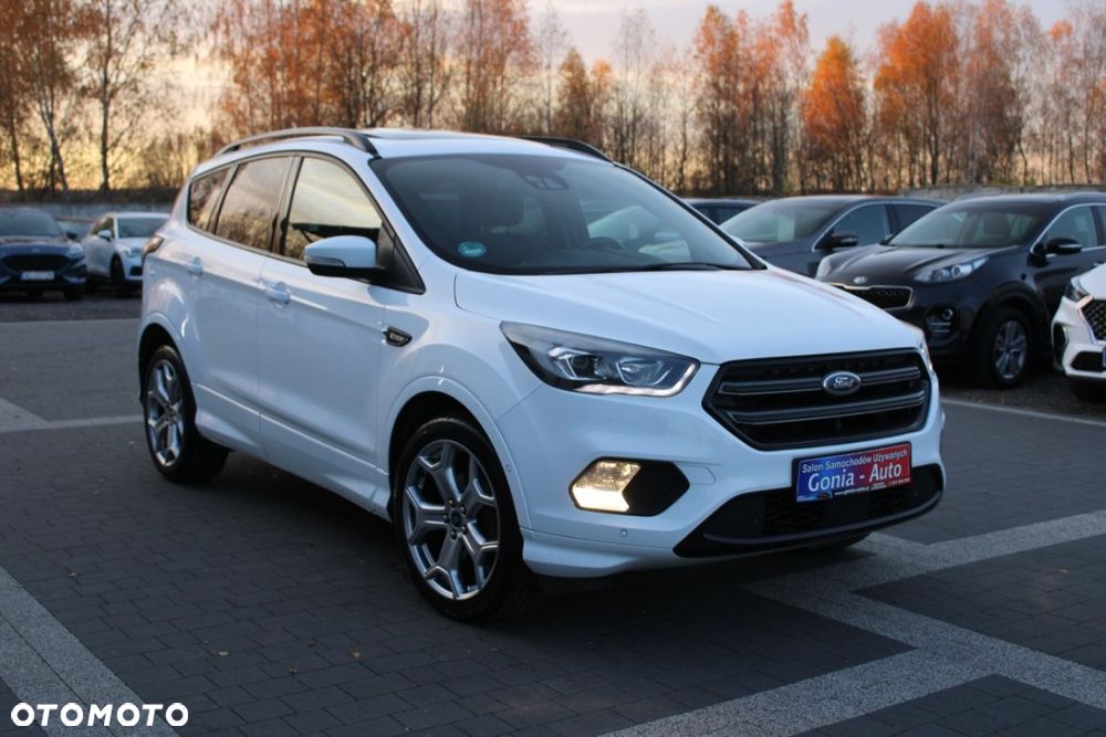 Ford Kuga - 10