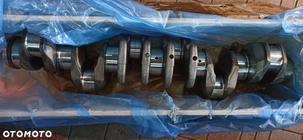 Wał korbowy MAN TGX TGS D2676 D 2676 51021010632 5102100801 020300267600