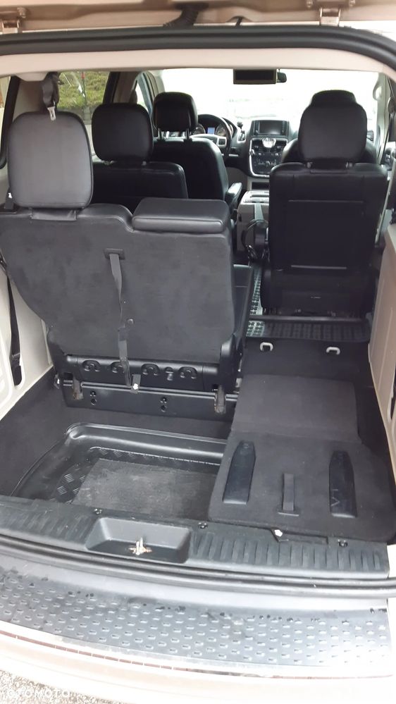 Chrysler Town & Country 3.6 Touring - 11