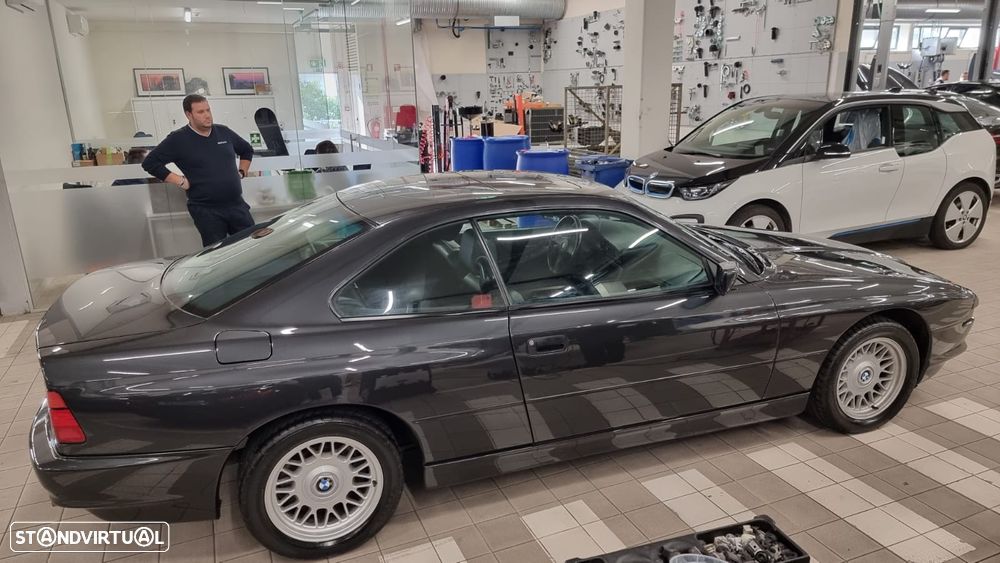 BMW 850 Ci - 6