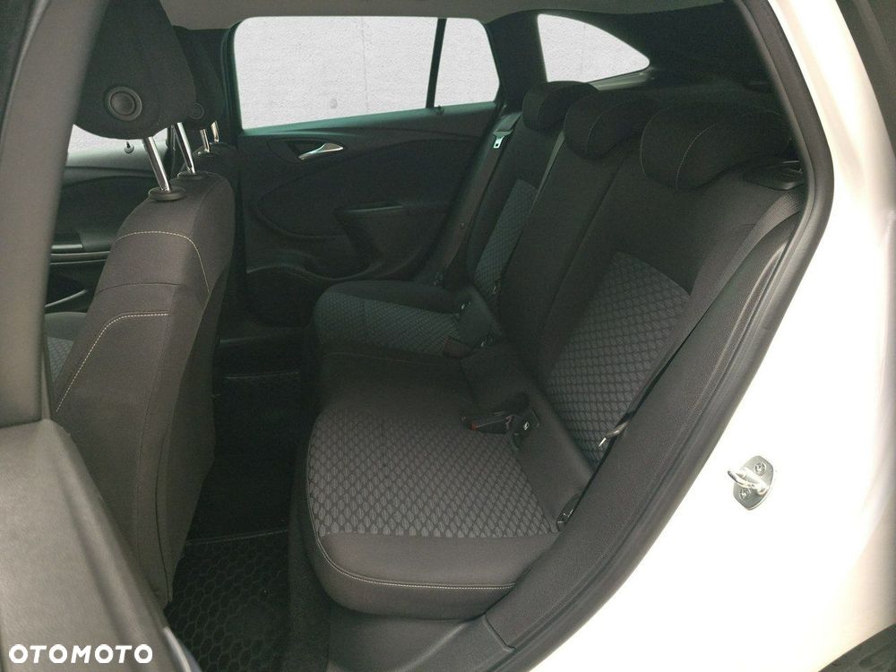 Opel Astra - 13