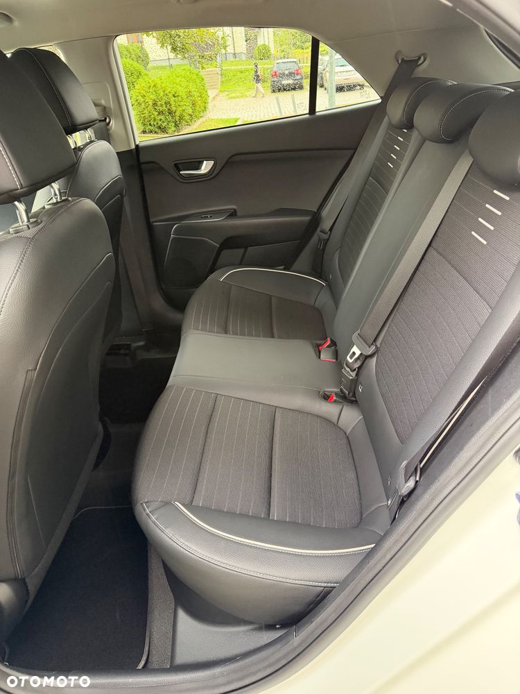 Kia Rio 1.0 T-GDI 120 DCT7 GT Line - 30