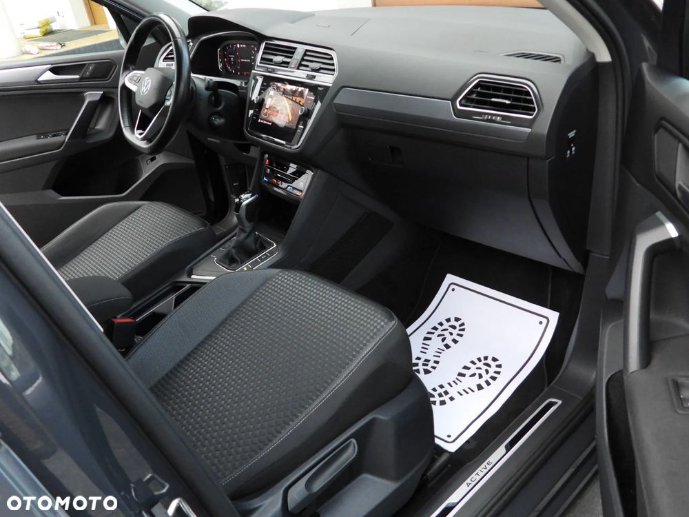 Volkswagen Tiguan - 5