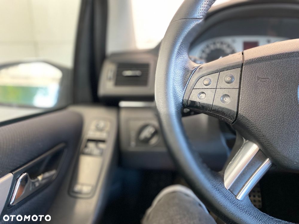 Mercedes-Benz Klasa B 200 - 17