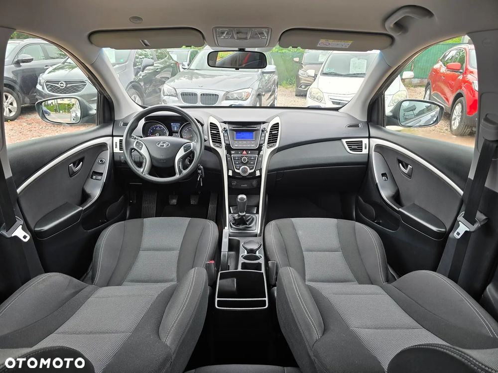 Hyundai i30 blue 1.6 GDI Trend - 15