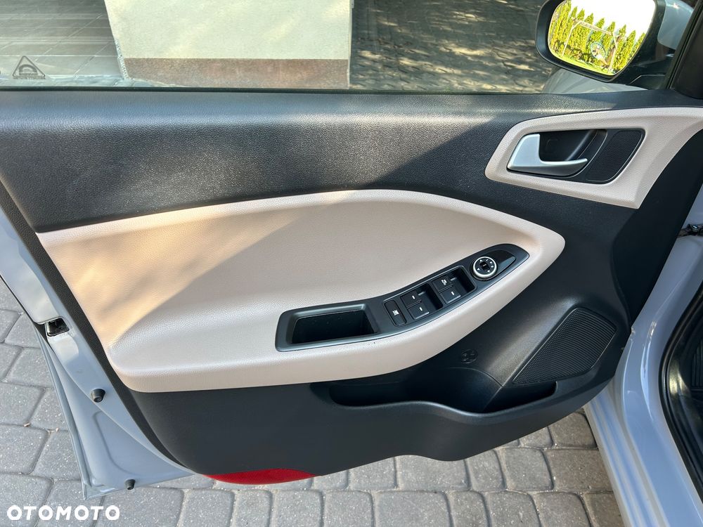 Hyundai i20 1.2 Trend - 20