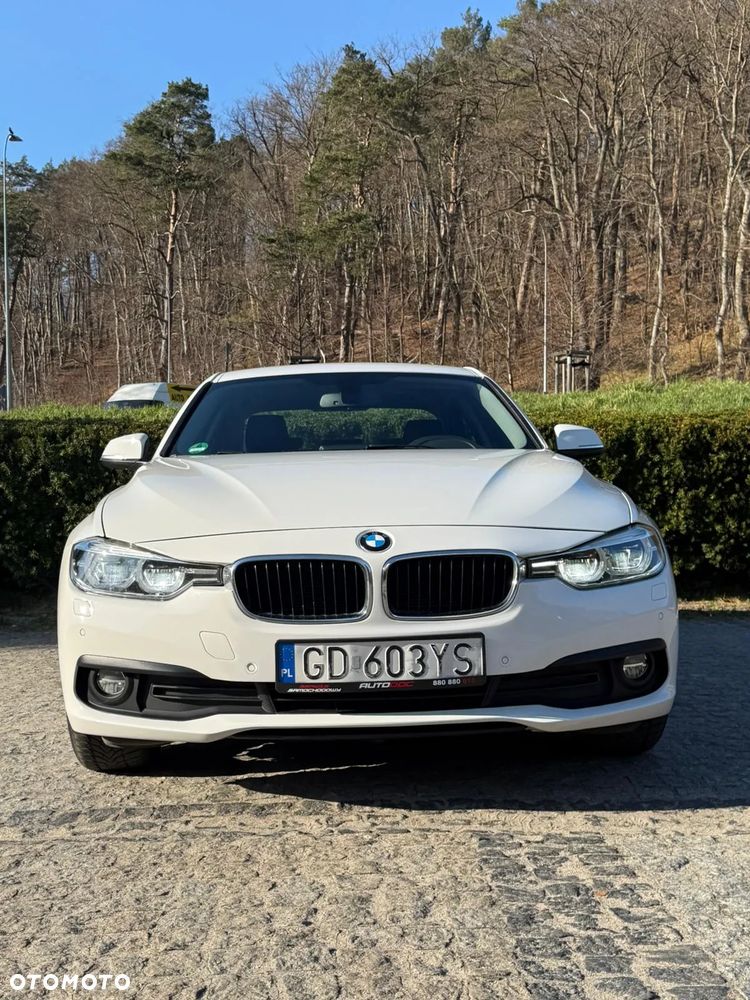 BMW Seria 3 318i Advantage - 7