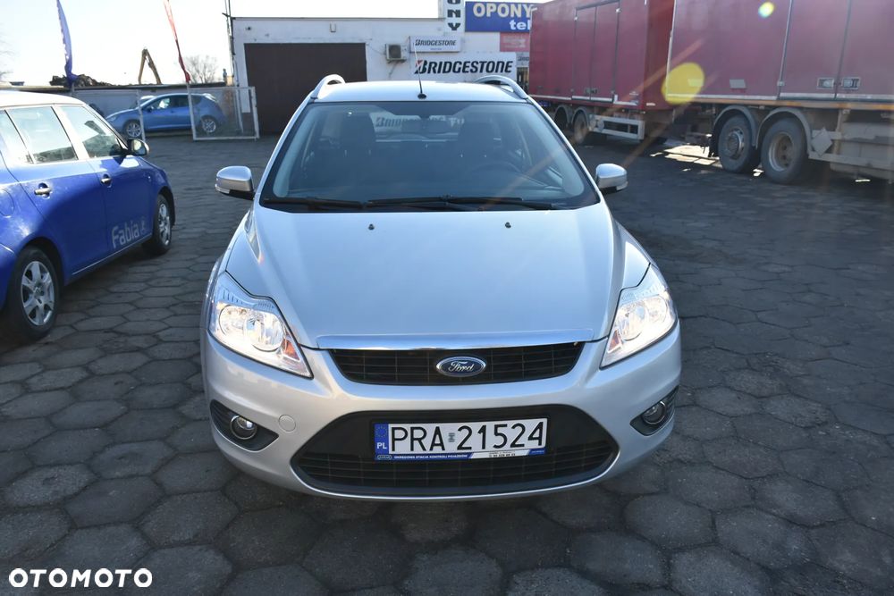Ford Focus 1.6 Ti-VCT Style+ - 10