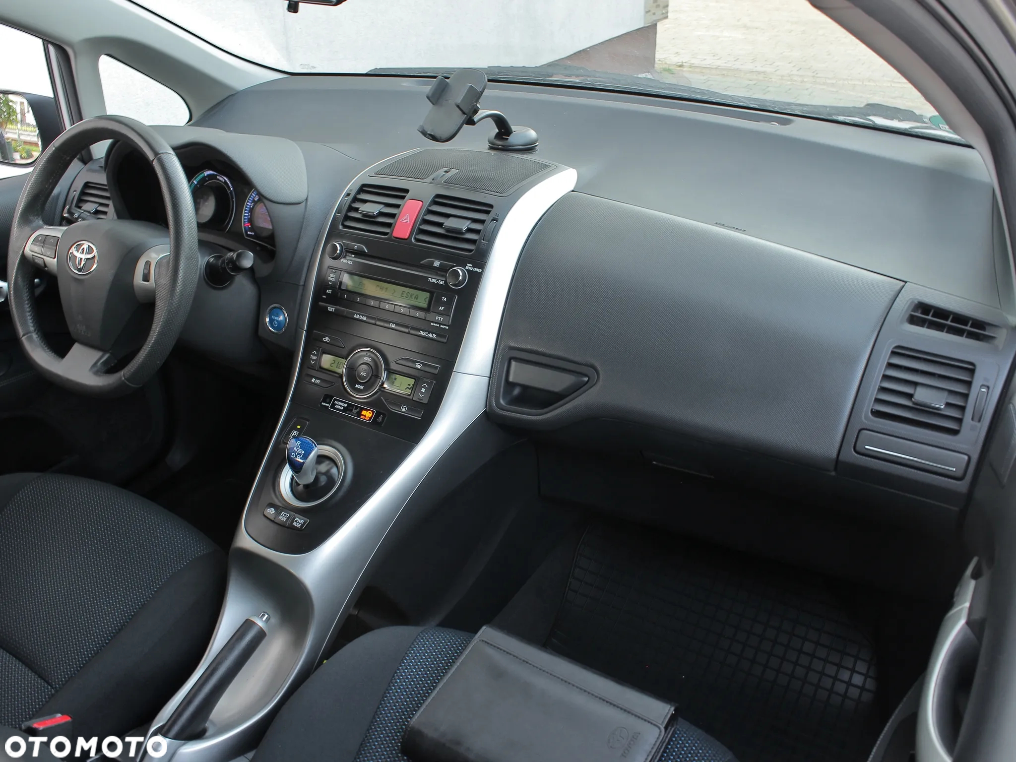 Toyota Auris 1.8 Hybrid Life - 18