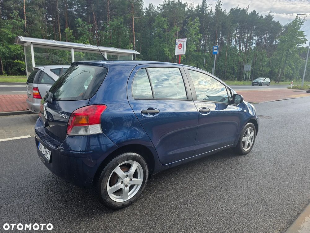 Toyota Yaris 1.4 D-4D Luna A/C - 3