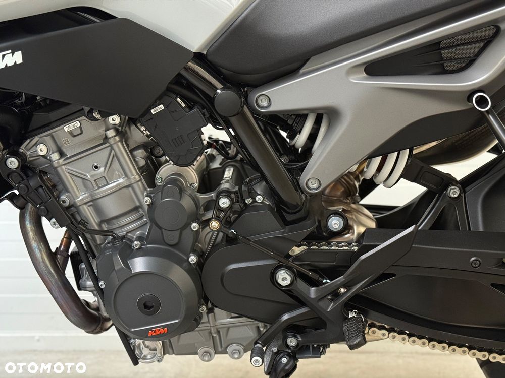 KTM Duke 790 - 30