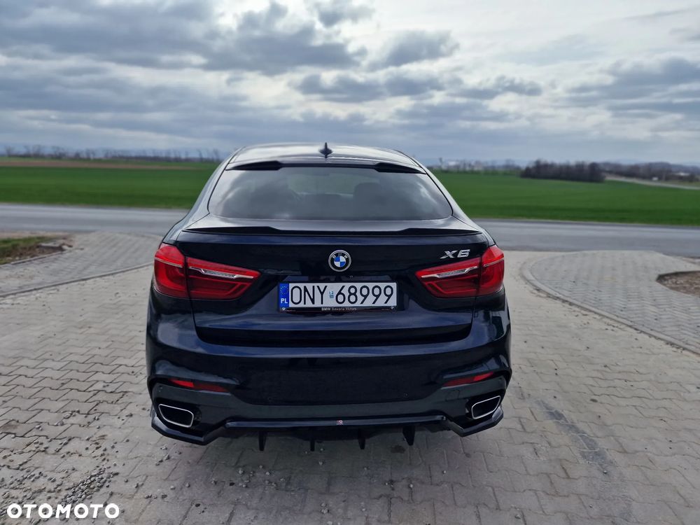 BMW X6 xDrive40d - 12