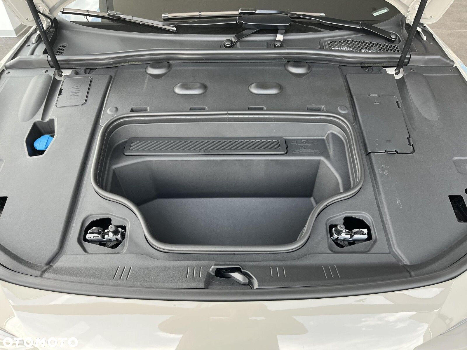 Audi A6 Sportback e-tron - 13