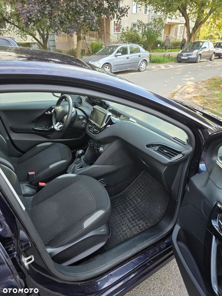 Peugeot 208 1.2 VTi Active - 12