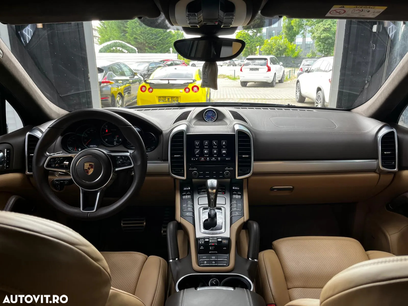 Porsche Cayenne 3.0 L - 17