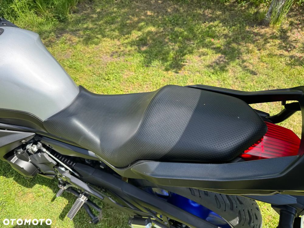 Yamaha XJ - 22