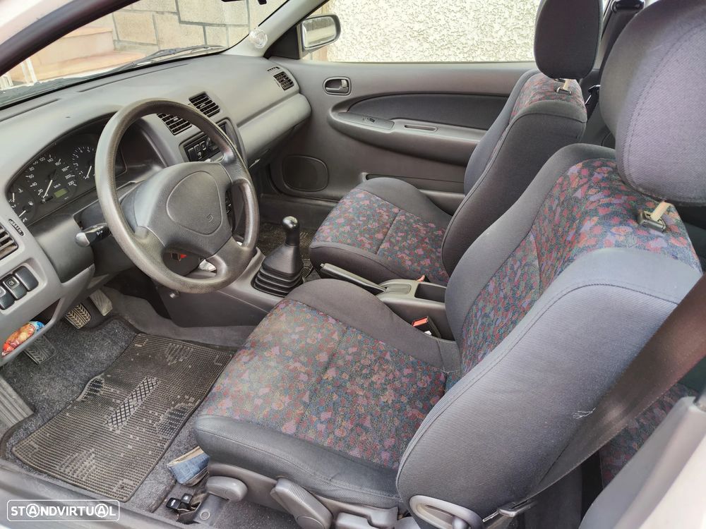 Mazda 323 P 1.3 TA - 14