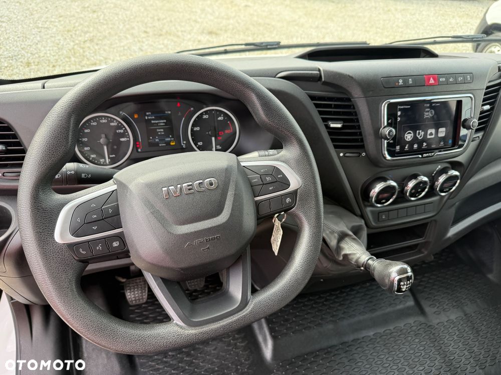 Iveco 2021/Daily 35-180VP/ 3.0 180KM/Poduszki/furgon Maxi/PDC/Radio DAB/Tempomat/ - 17