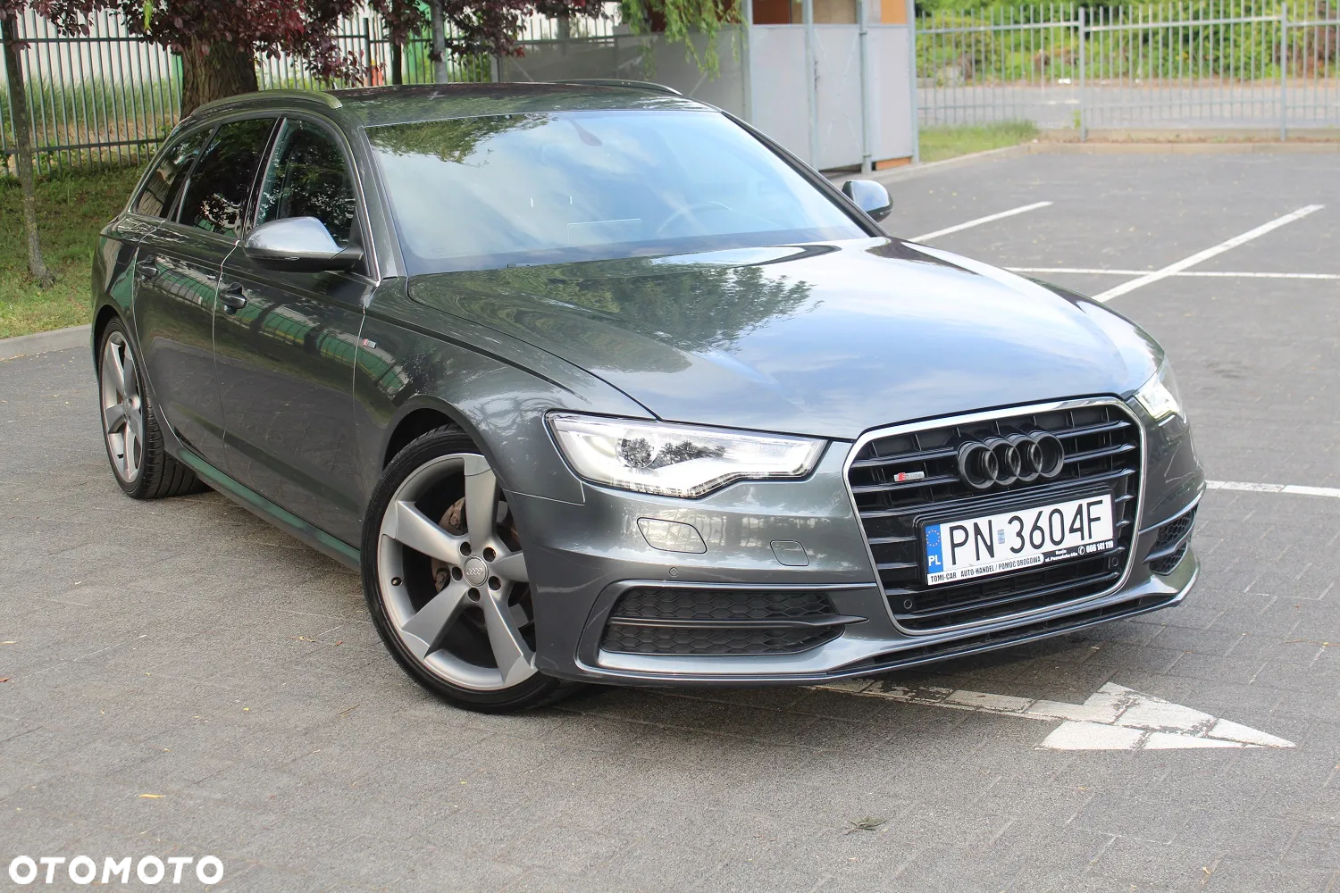 Audi A6 Avant 3.0 TDI DPF quattro S tronic sport selection - 4