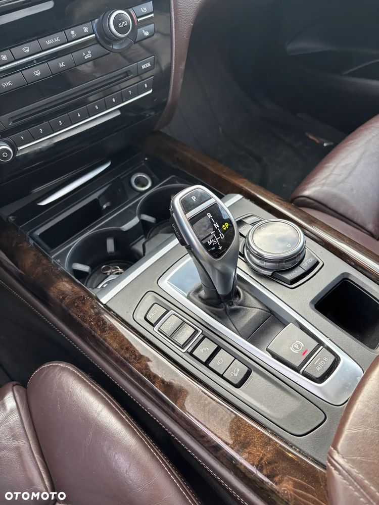 BMW X5 xDrive30d - 11