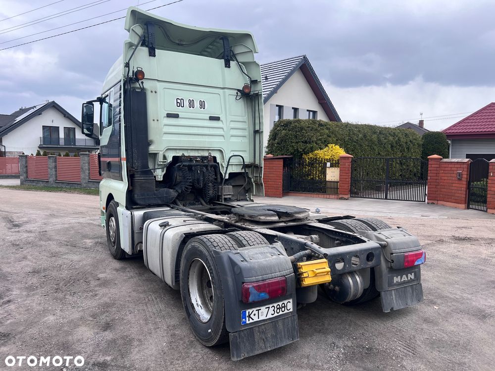 MAN TGX 18.440 / AUTOMAT RETARDER !! / OPONY: 95% / DUŻE ZBIORNIKI / 2010 ROK - 3