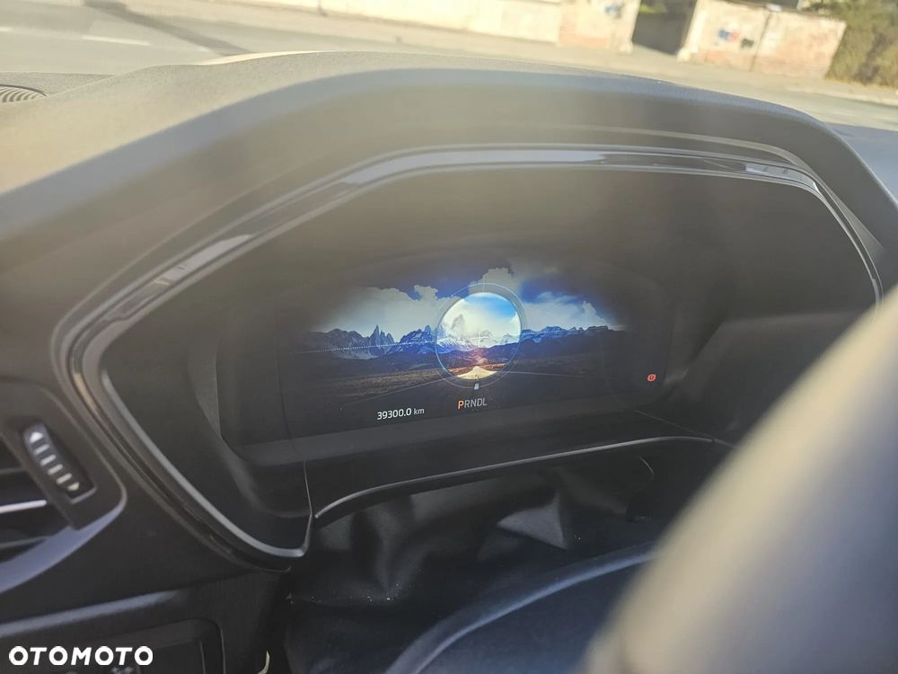 Ford Kuga 2.5P PHEV FWD Graphite Tech Edition e-CVT - 9