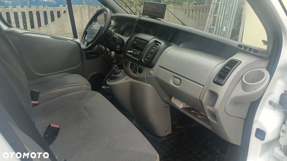 Nissan Primastar dCi115 L1H1 Avantour - 23