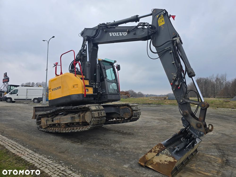 Volvo ECR145 - 11