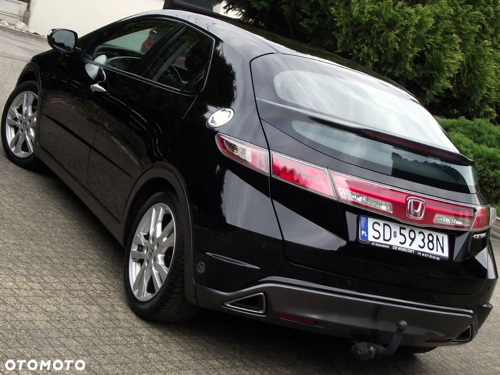 Honda Civic 1.8 Executive - 32