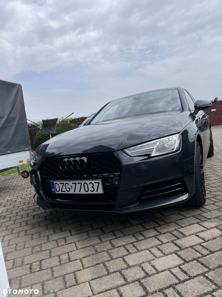 Audi A4 Limousine - 16
