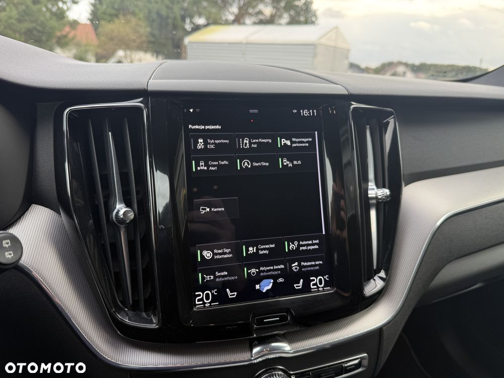 Volvo XC 60 B4 D AWD Geartronic RDesign - 26