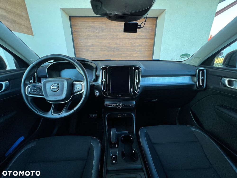 Volvo XC 40 D3 Momentum - 8