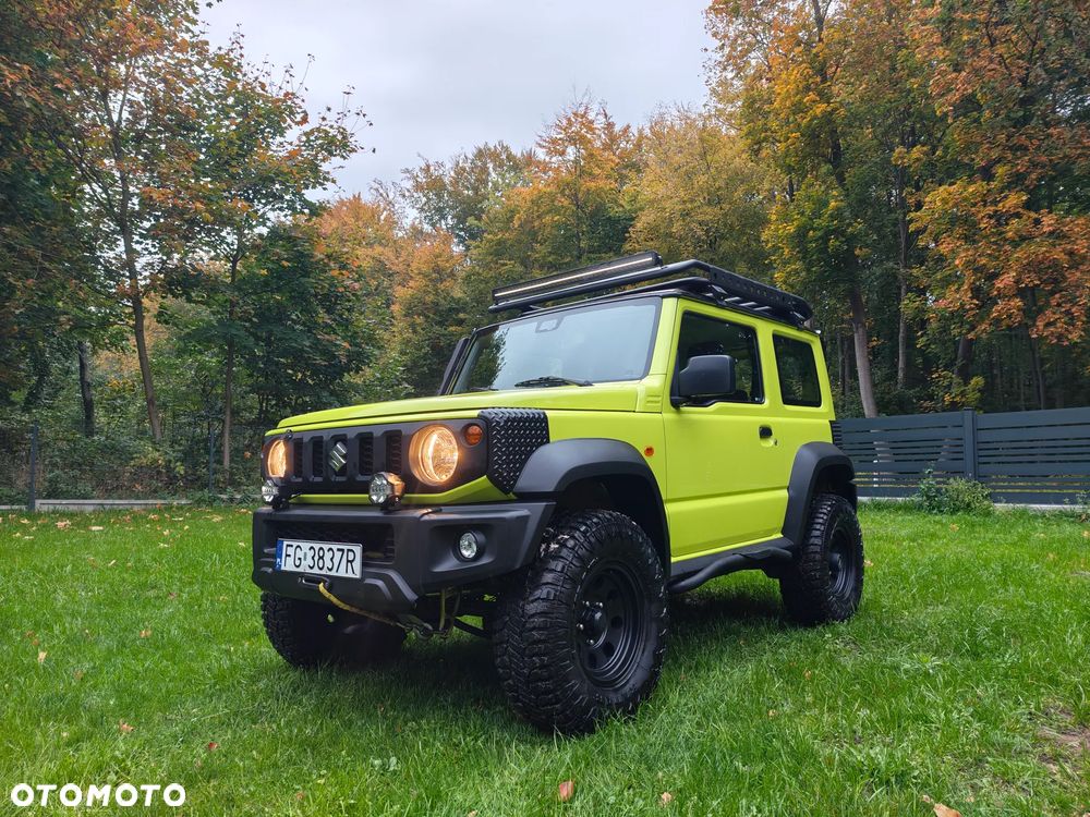 Suzuki Jimny 2023 photo 2