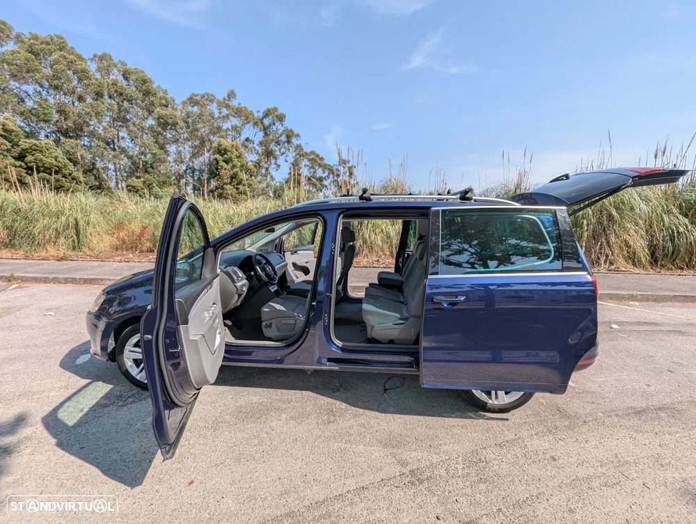 VW Sharan 2.0 TDI Confortline - 11