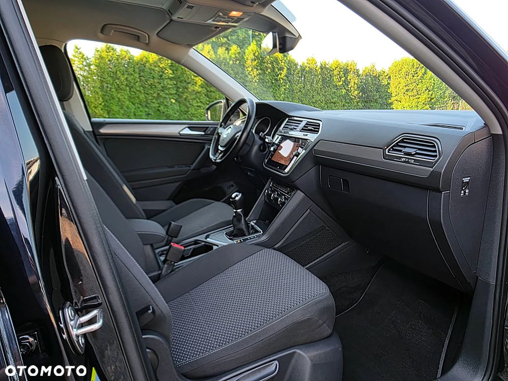 Volkswagen Tiguan Allspace 2.0 TDI SCR Life - 29