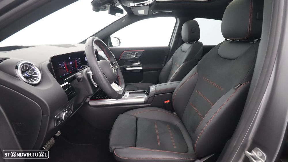 Mercedes-Benz GLA 220 d 4Matic AMG Line - 14