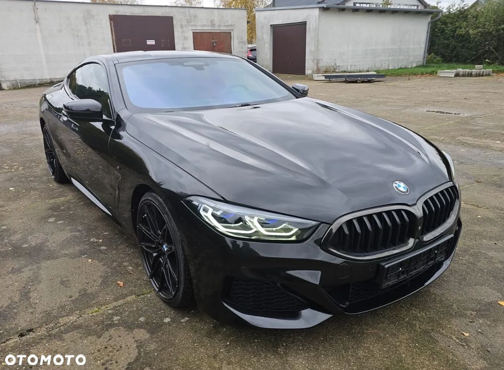 BMW Seria 8 - 1