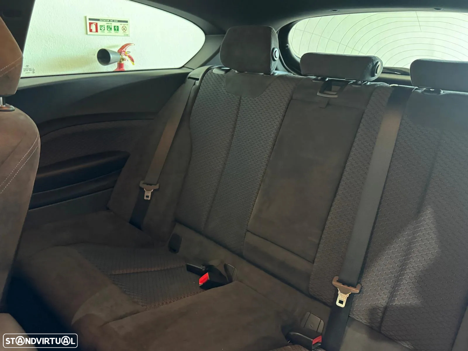 BMW 118 d xDrive - 16
