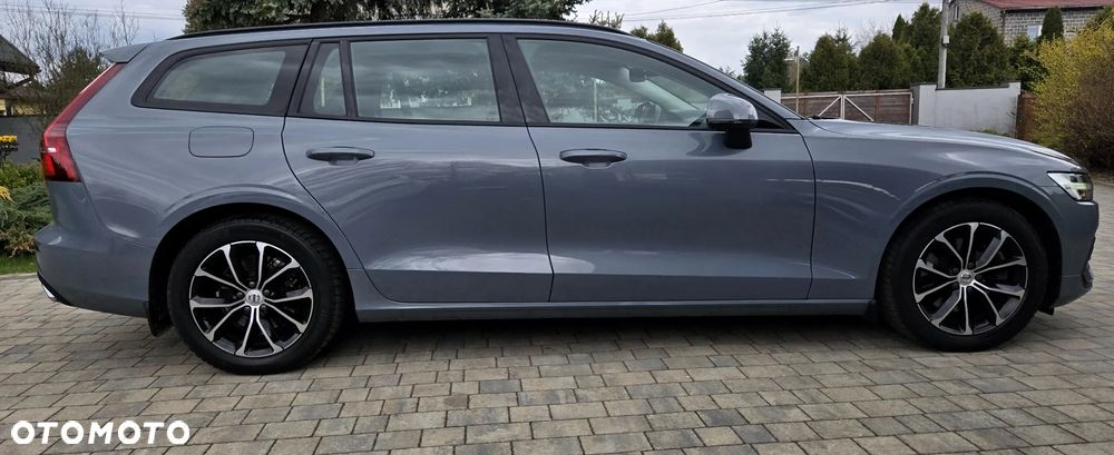 Volvo V60 B3 B DKG Momentum Pro - 10