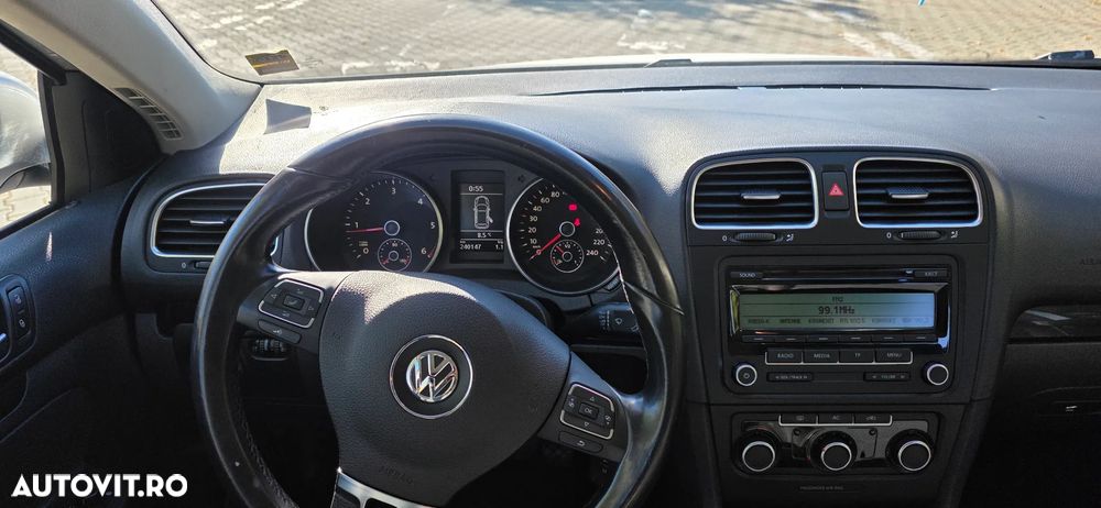 Volkswagen Golf - 3