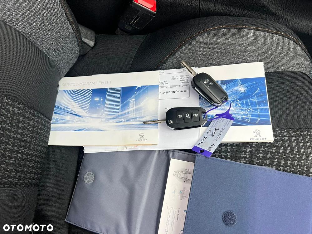 Peugeot 3008 1.5 BlueHDi Active Pack S&S EAT8 - 23