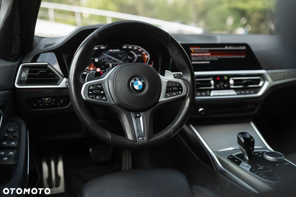 BMW Seria 3 M340i xDrive mHEV sport - 16