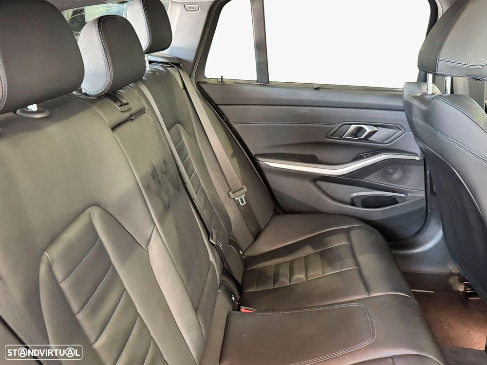 BMW 330 e xDrive Aut. M Sport - 8