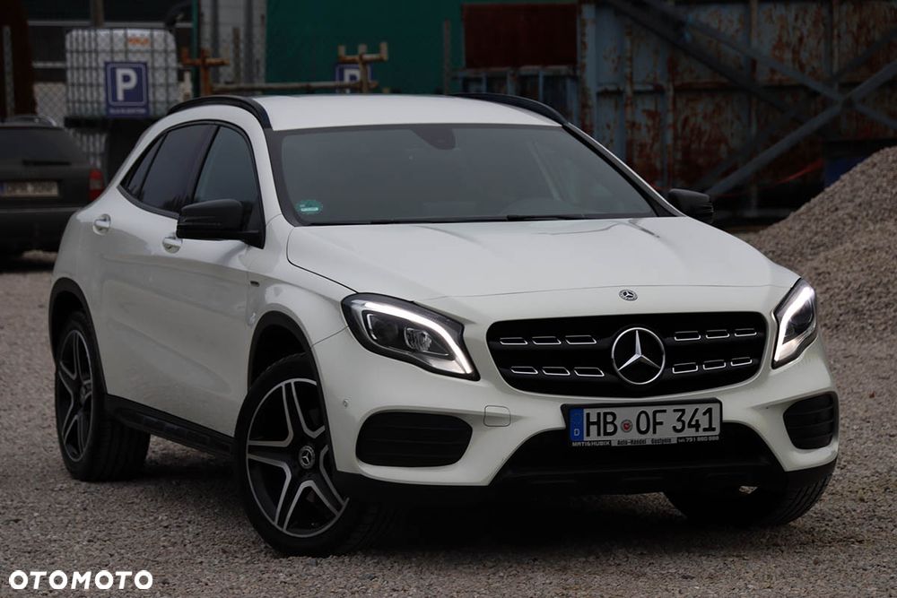 Mercedes-Benz GLA 250 7G-DCT Edition 1 - 1