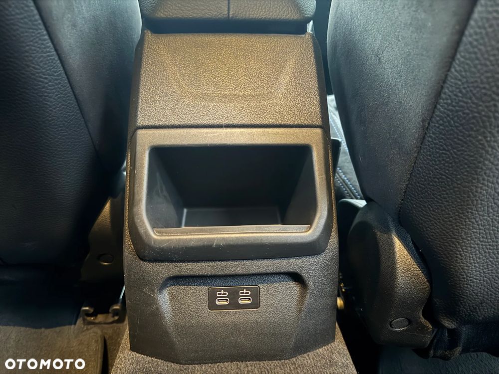 BMW Seria 2 220d Sport - 23