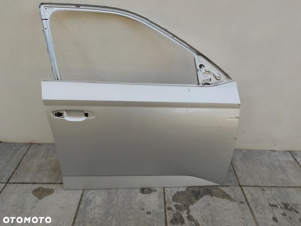 DRZWI PRAWE PRZÓD SKODA FABIA III 3 6V0831600 - 3