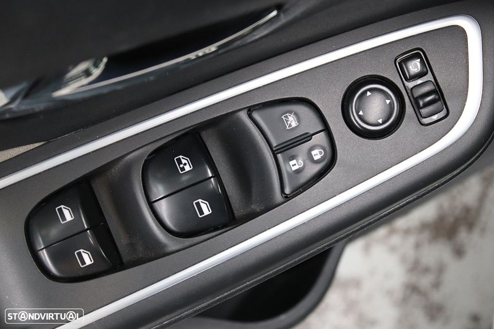 Nissan Micra 1.0 IG-T N-Design Black - 20